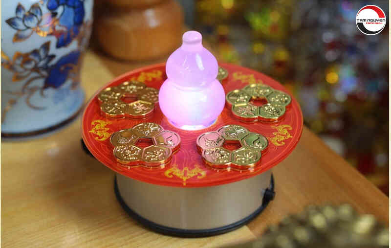 Vật phẩm phong thủy Hoa Mai Chiêu Tài Hồng Ngọc